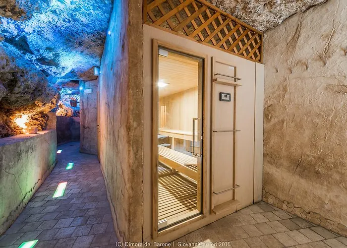 La Dimora Del Barone Altamura Hotel 3*