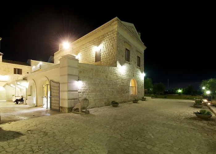 La Dimora Del Barone Altamura Hotel